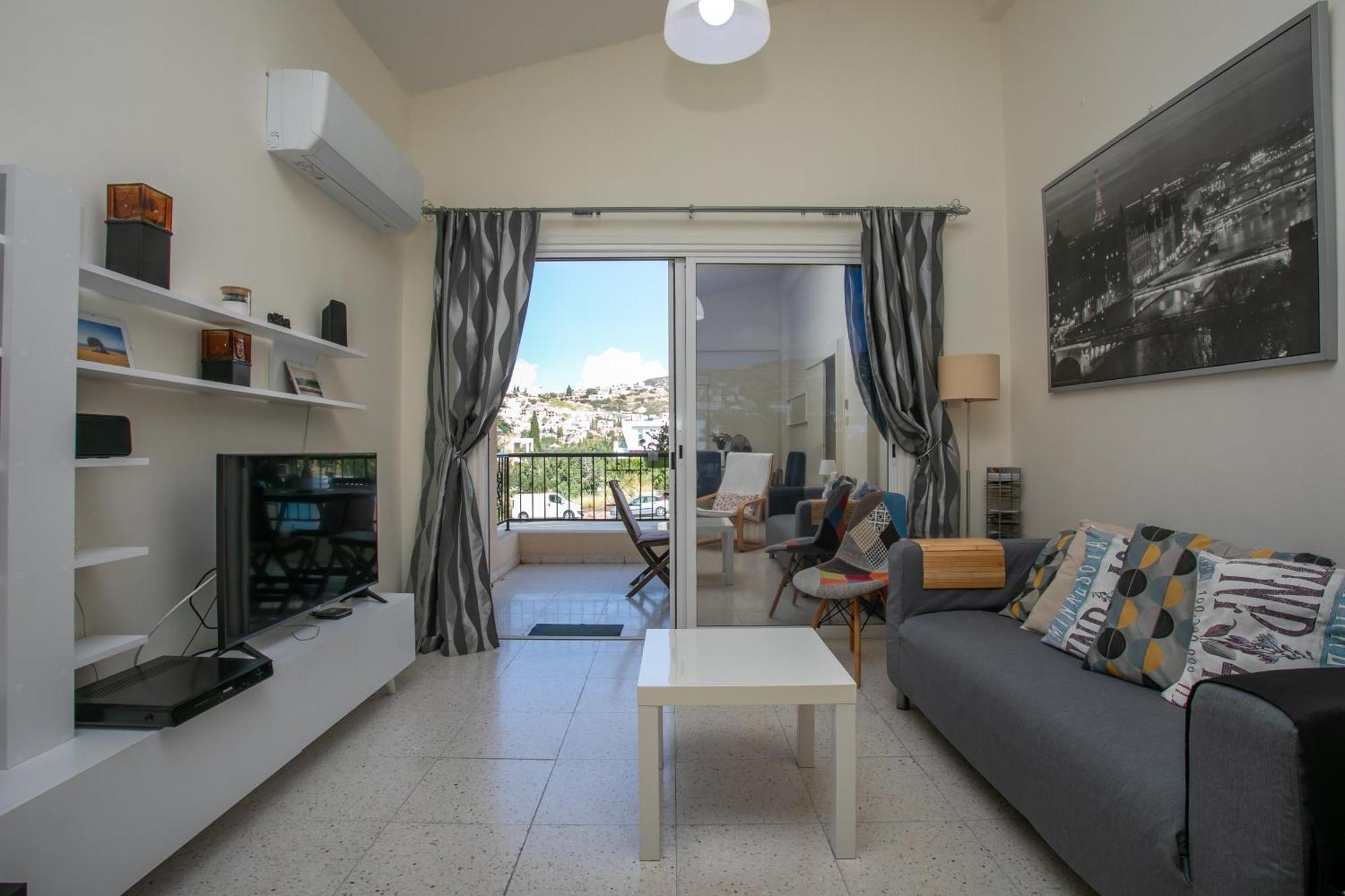The Marilouize Apartment Peyia Ngoại thất bức ảnh