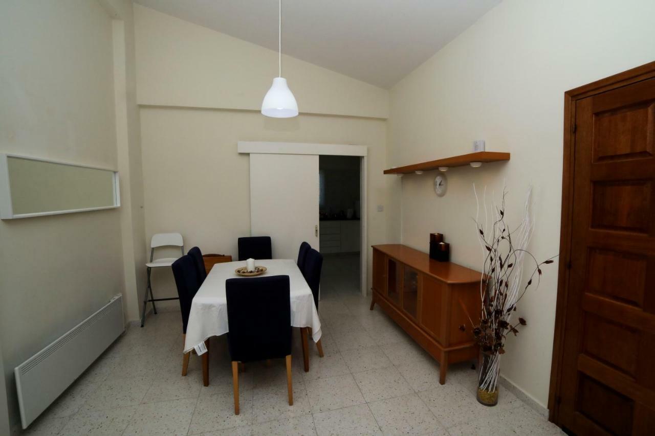 The Marilouize Apartment Peyia Ngoại thất bức ảnh