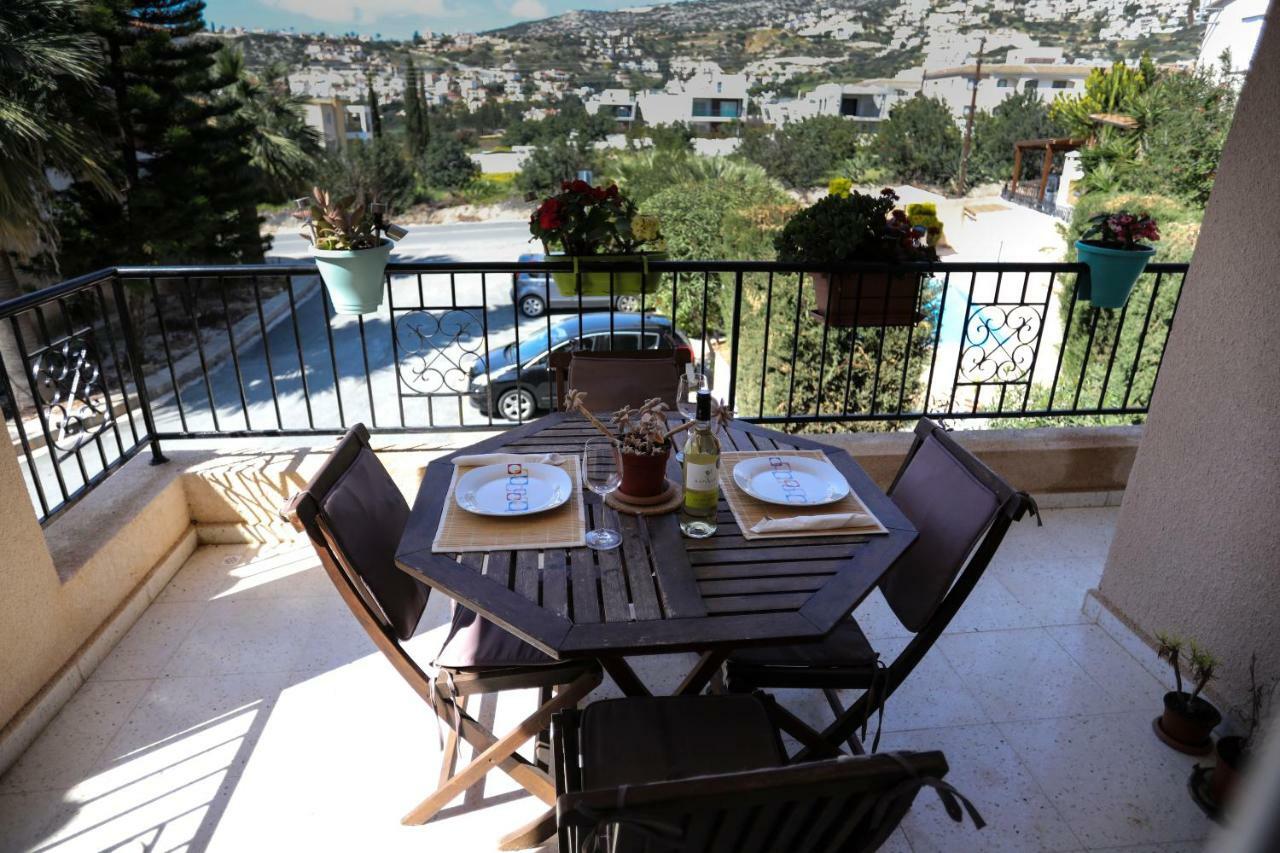 The Marilouize Apartment Peyia Ngoại thất bức ảnh
