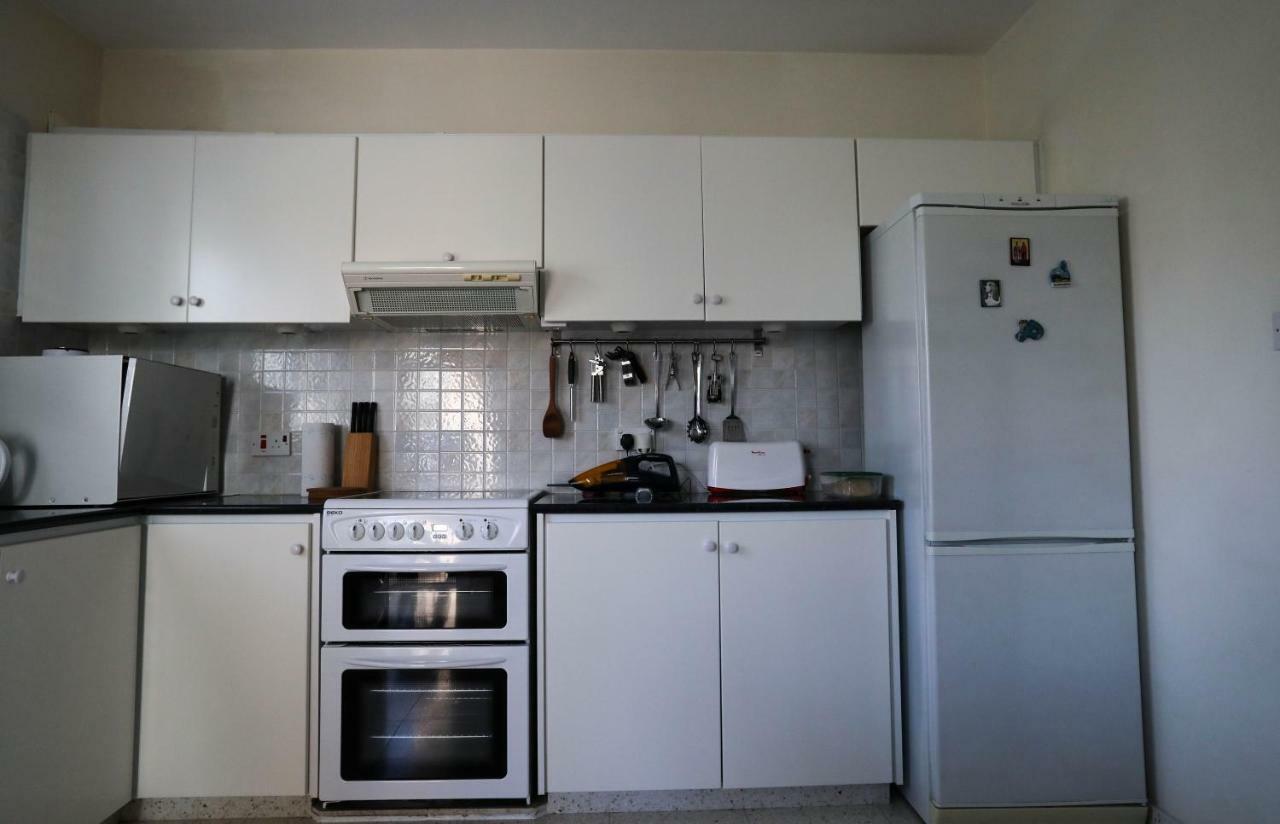 The Marilouize Apartment Peyia Ngoại thất bức ảnh